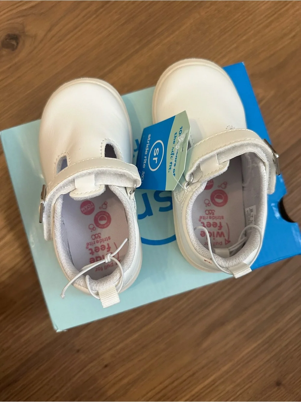 Stride Rite Girls White T-Strap Buckle Mary Jane Shoes